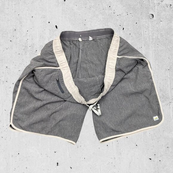 Vuori Swim Trunks Mens Shorts ~ Size 38 Swimming (UN-Lined) - Picture 2 of 7